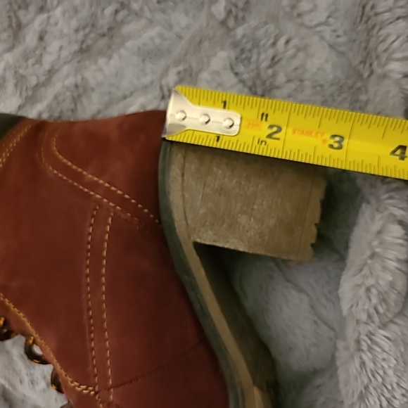 Levi's Size 8.5 Burgundy Red Suede Leather Heeled Work Boots - Picture 6 of 7